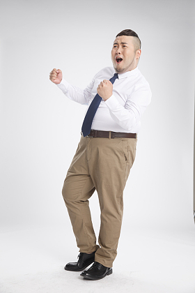 商务胖男人图片