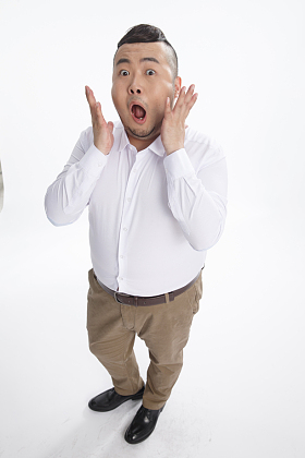 商务胖男人图片