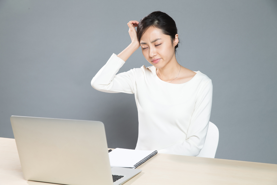 疲劳的女白领 疲劳的女白领