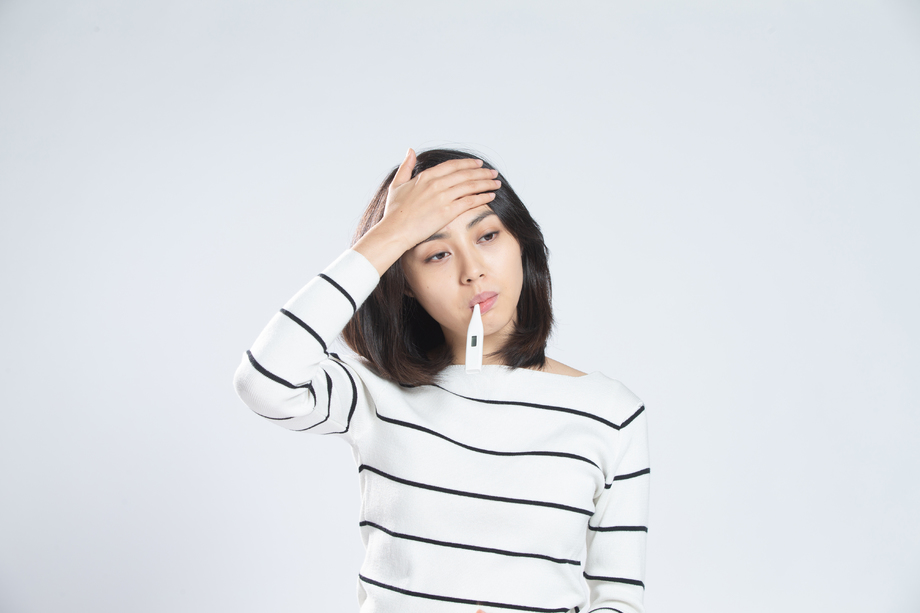 青年女人生病照片 青年女人生病照片