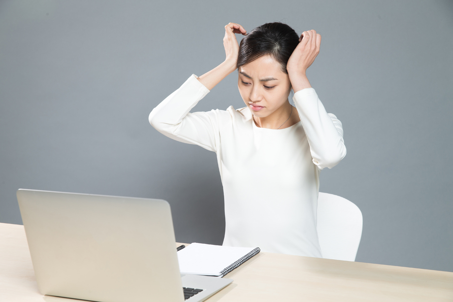 疲劳的女白领 疲劳的女白领