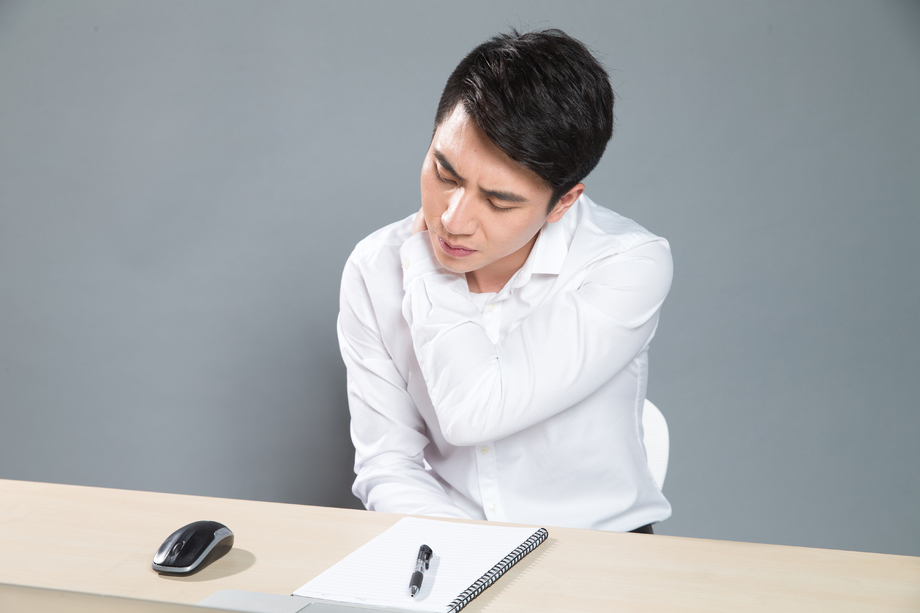 疲劳的商务男白领照片 疲劳的商务男白领照片