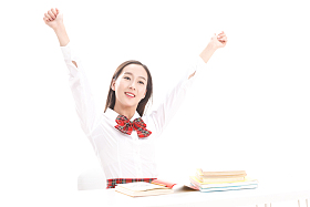 大学生上课图片