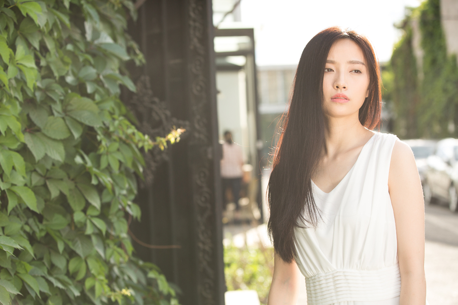 青年女人照片 青年女人照片