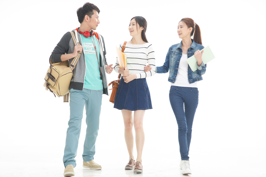 三个年轻的大学生