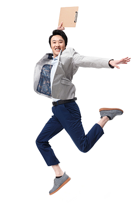 商务男士跳跃图片