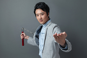 功夫男白领照片