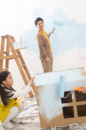 快乐父女装修房子图片