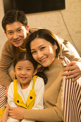 幸福的一家三口