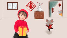 小女孩高兴的抱着礼物