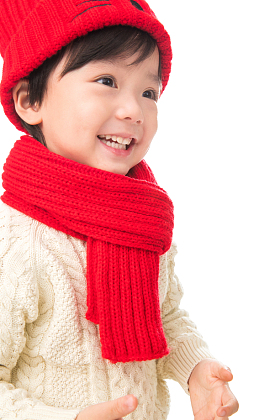 小男孩过年穿新衣服图片