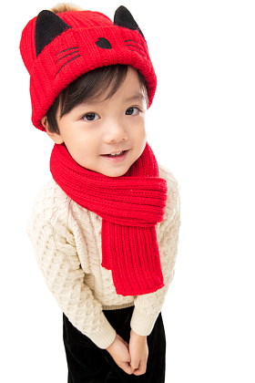 小男孩过年穿新衣服图片