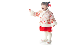 小女孩过年穿新衣服图片
