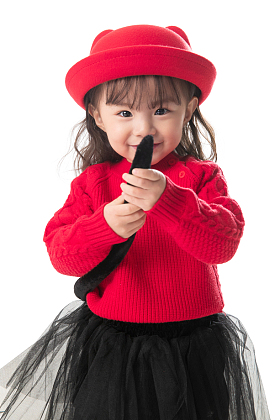 可爱的小女孩过新年