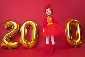 可爱的小朋友过新年图片