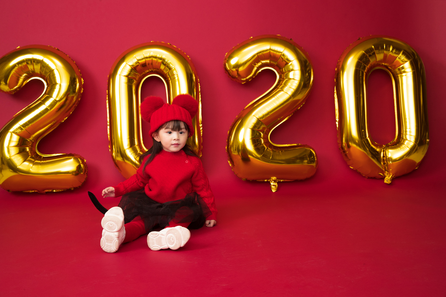 可爱的小女孩过新年 可爱的小女孩过新年