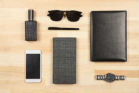 男性个人随身用品图片