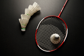 羽毛球拍照片
