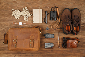 男性个人随身用品照片