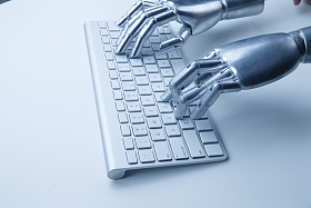 机械手与键盘图片