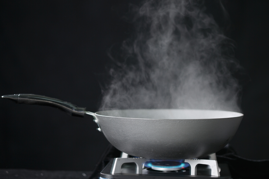 燃气灶和炒锅 燃气灶和炒锅