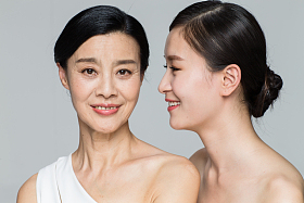 美丽优雅的母女