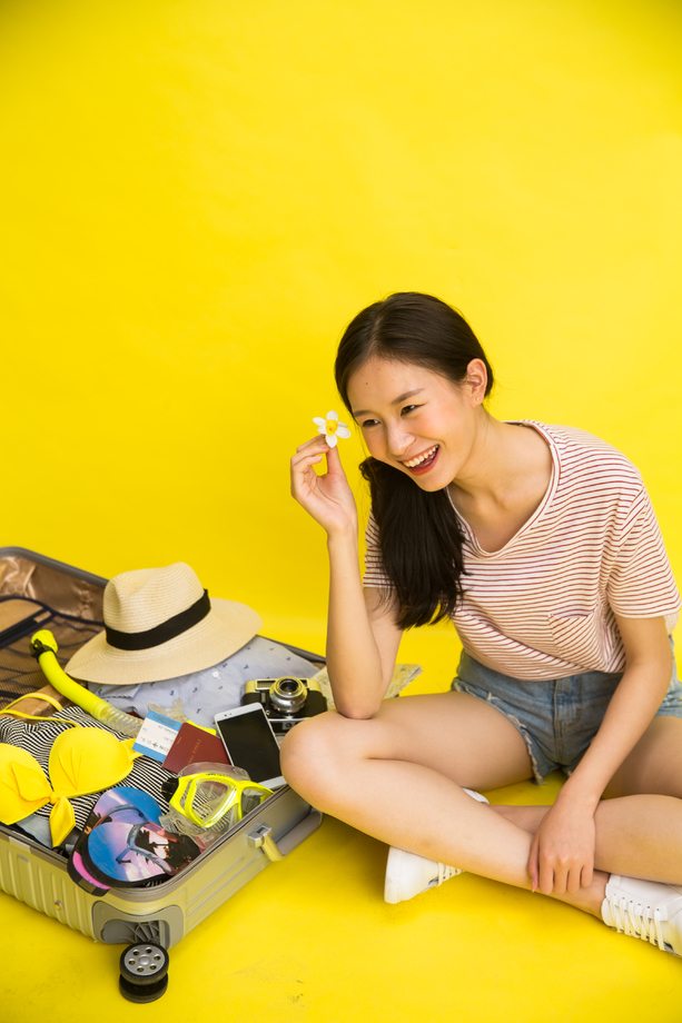 青女女人旅行照片