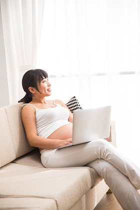 孕妇使用电脑