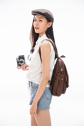 青年女人旅行照片