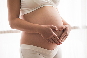 幸福的孕妇图片