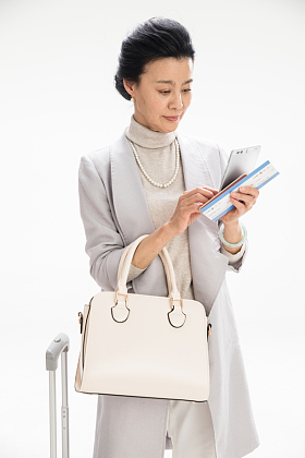 优雅女性旅