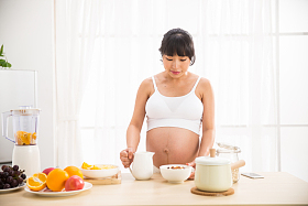 孕妇做饭