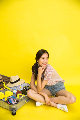 青女女人旅行图片