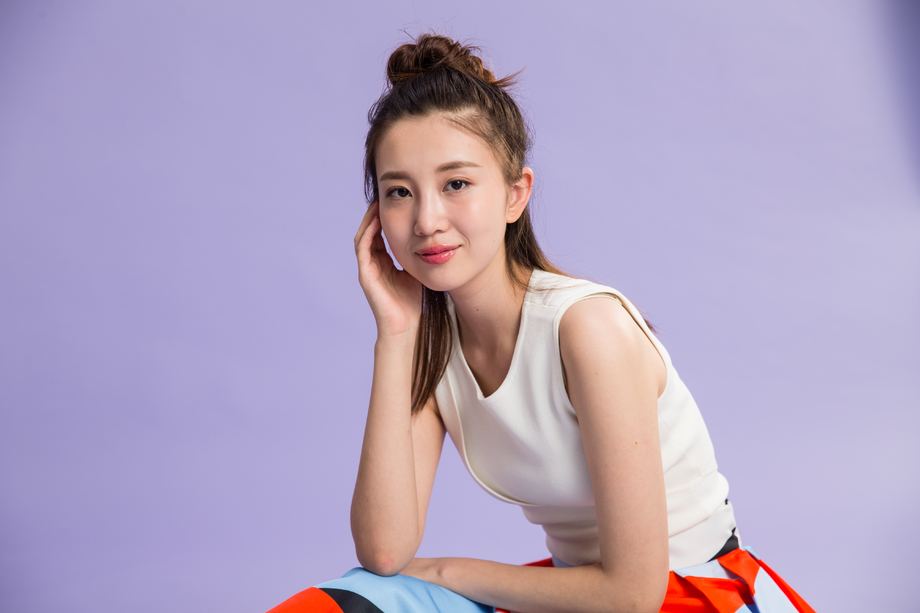 青年女人肖像
