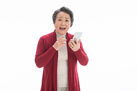 老年人打电话图片