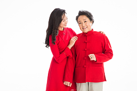 幸福母女庆祝新年照片