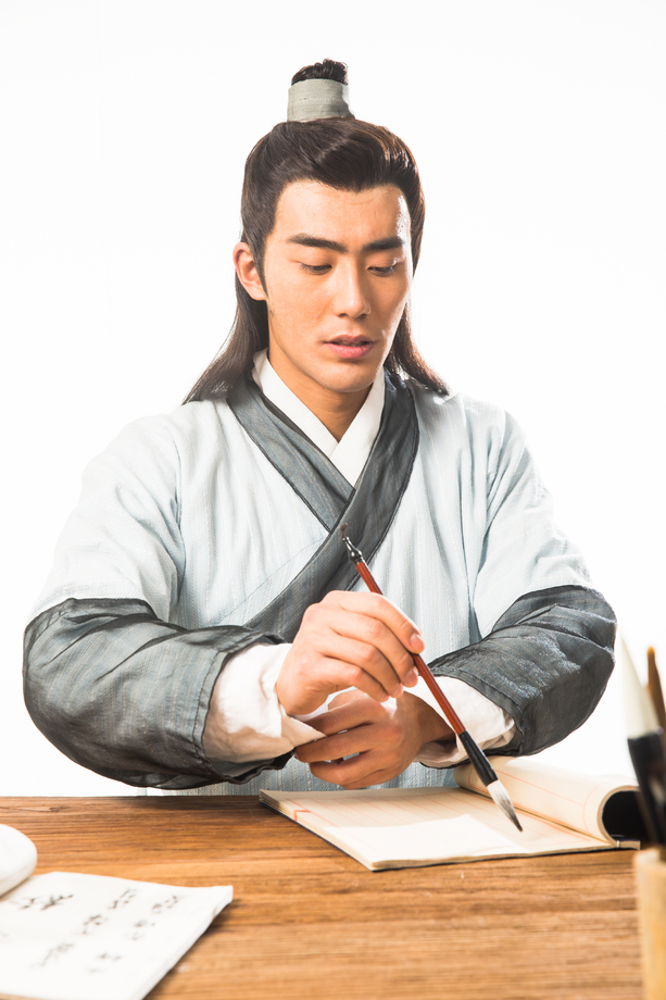 书生正在书写 书生正在书写