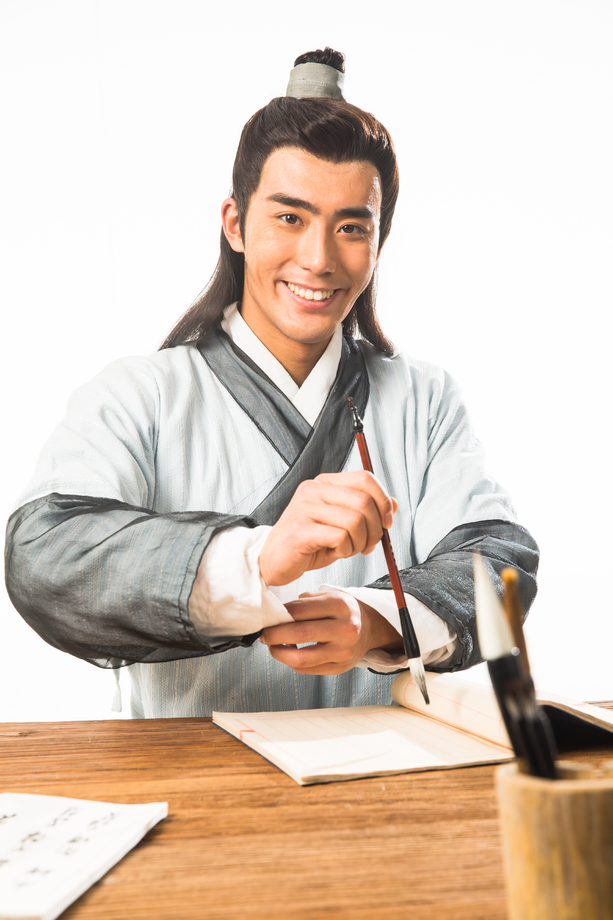 书生正在书写 书生正在书写