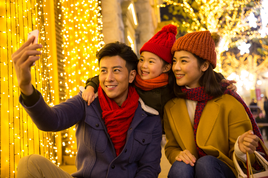 快乐家庭拍照图片 快乐家庭拍照图片