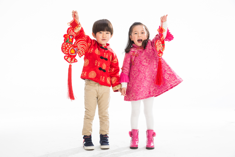 可爱的孩子庆祝新年 可爱的孩子庆祝新年