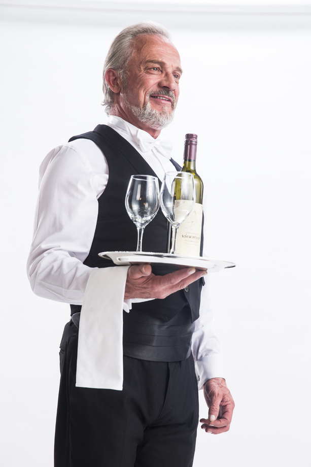 一个老年男侍者图片 一个老年男侍者图片