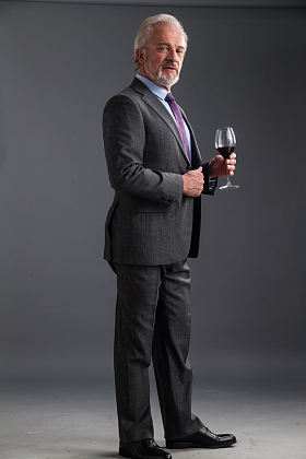 权威商务老年男人照片