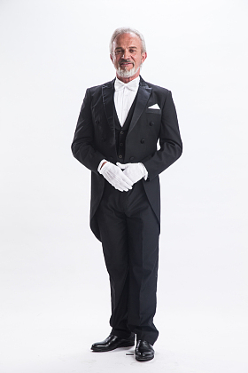 商务老年男人图片