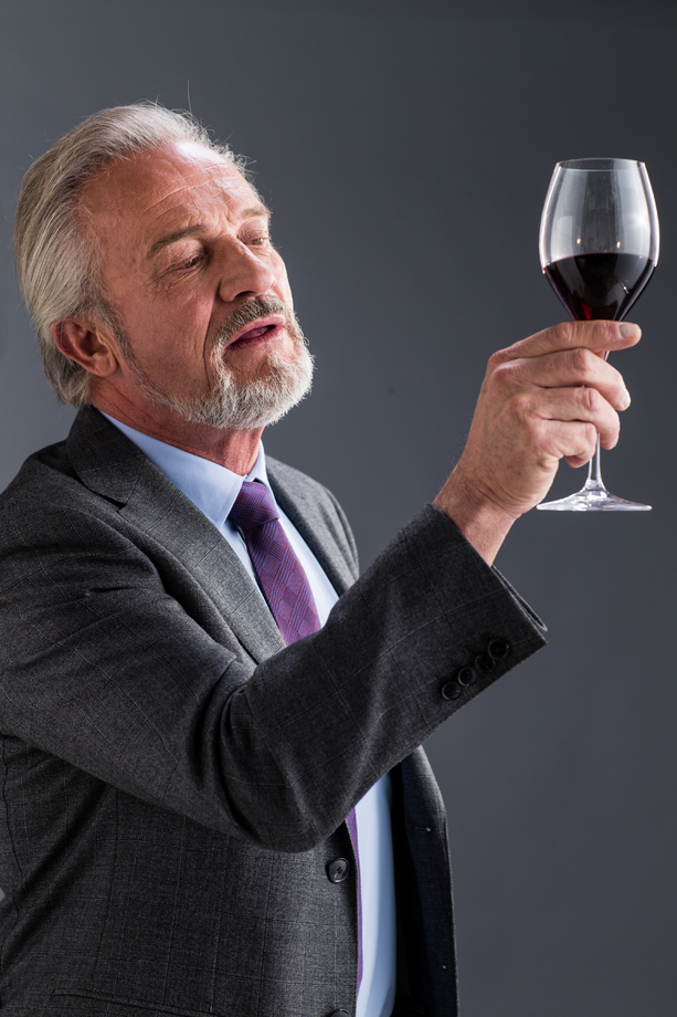 权威商务老年男人照片 权威商务老年男人照片