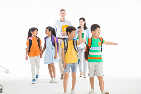 小学生和老师图片