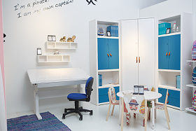 儿童房特写照片