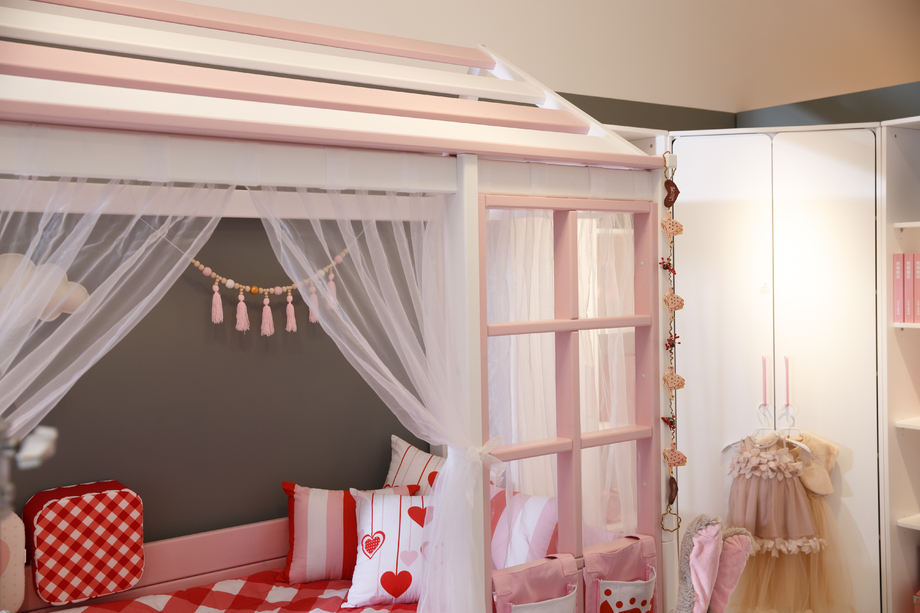粉色的儿童房 粉色的儿童房
