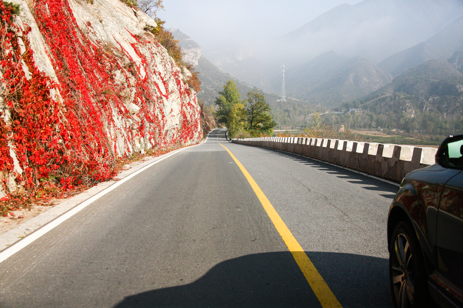 北京郊区的公路 北京郊区的公路