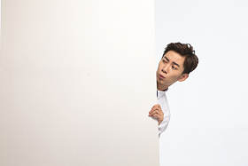 商务青年男人和白板