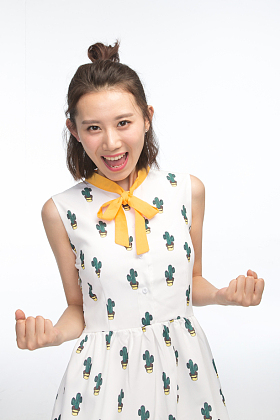 青年女人尖叫图片